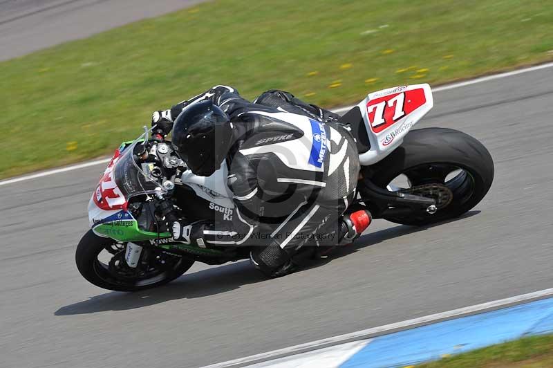 Motorcycle action photographs;donington;donington park leicestershire;donington photographs;event digital images;eventdigitalimages;no limits trackday;peter wileman photography;trackday;trackday digital images;trackday photos