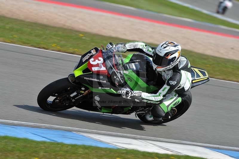 Motorcycle action photographs;donington;donington park leicestershire;donington photographs;event digital images;eventdigitalimages;no limits trackday;peter wileman photography;trackday;trackday digital images;trackday photos