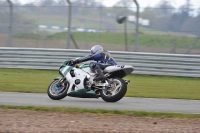 Motorcycle-action-photographs;donington;donington-park-leicestershire;donington-photographs;event-digital-images;eventdigitalimages;no-limits-trackday;peter-wileman-photography;trackday;trackday-digital-images;trackday-photos