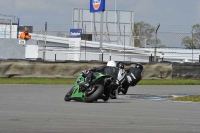 Motorcycle-action-photographs;donington;donington-park-leicestershire;donington-photographs;event-digital-images;eventdigitalimages;no-limits-trackday;peter-wileman-photography;trackday;trackday-digital-images;trackday-photos