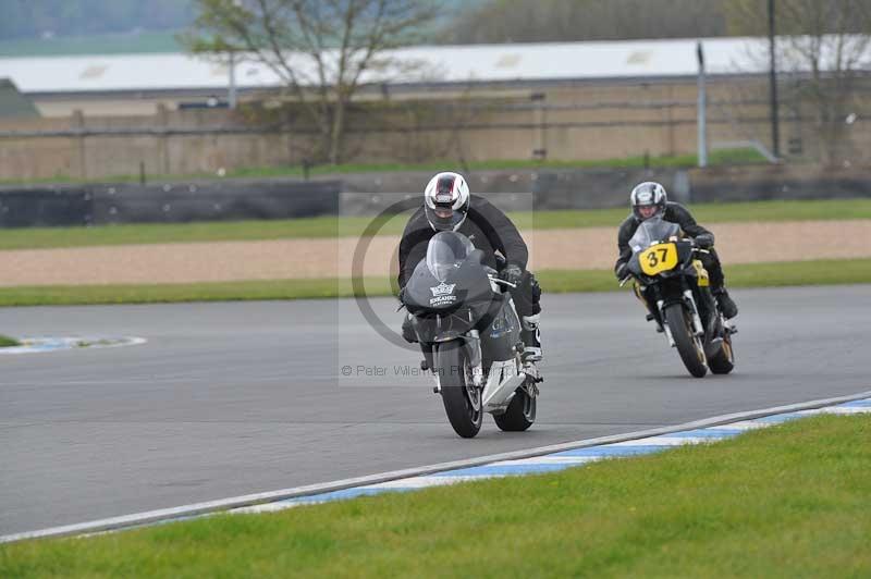 Motorcycle action photographs;donington;donington park leicestershire;donington photographs;event digital images;eventdigitalimages;no limits trackday;peter wileman photography;trackday;trackday digital images;trackday photos