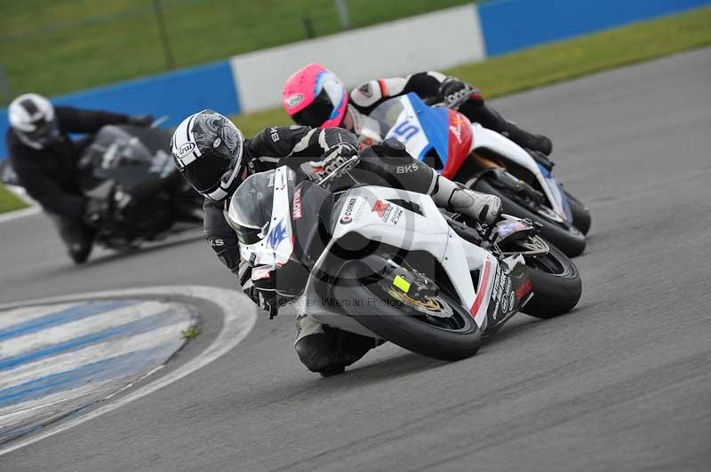 Motorcycle action photographs;donington;donington park leicestershire;donington photographs;event digital images;eventdigitalimages;no limits trackday;peter wileman photography;trackday;trackday digital images;trackday photos