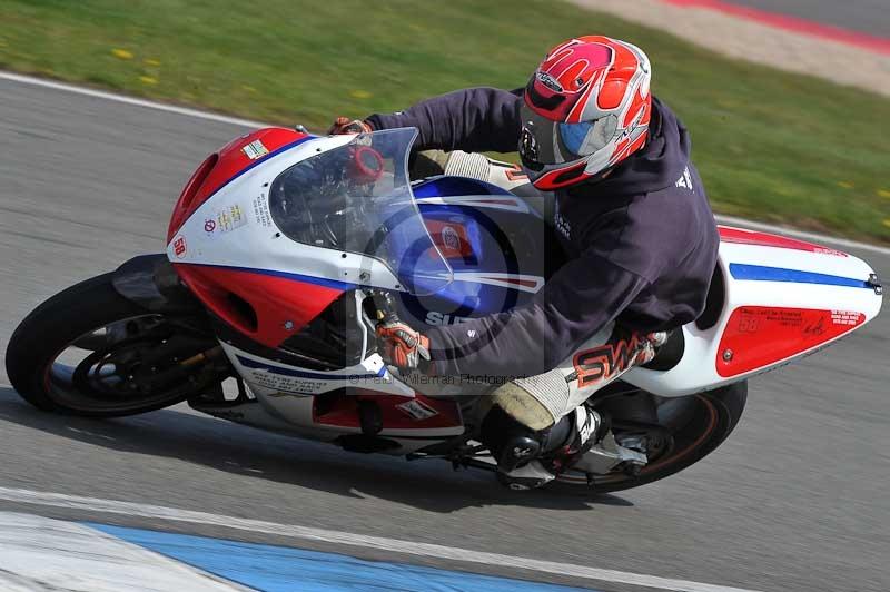 Motorcycle action photographs;donington;donington park leicestershire;donington photographs;event digital images;eventdigitalimages;no limits trackday;peter wileman photography;trackday;trackday digital images;trackday photos