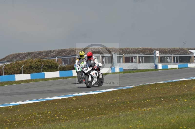 Motorcycle action photographs;donington;donington park leicestershire;donington photographs;event digital images;eventdigitalimages;no limits trackday;peter wileman photography;trackday;trackday digital images;trackday photos