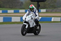 Motorcycle-action-photographs;donington;donington-park-leicestershire;donington-photographs;event-digital-images;eventdigitalimages;no-limits-trackday;peter-wileman-photography;trackday;trackday-digital-images;trackday-photos