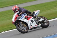 Motorcycle-action-photographs;donington;donington-park-leicestershire;donington-photographs;event-digital-images;eventdigitalimages;no-limits-trackday;peter-wileman-photography;trackday;trackday-digital-images;trackday-photos