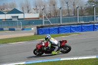 Motorcycle-action-photographs;donington;donington-park-leicestershire;donington-photographs;event-digital-images;eventdigitalimages;no-limits-trackday;peter-wileman-photography;trackday;trackday-digital-images;trackday-photos