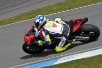 Motorcycle-action-photographs;donington;donington-park-leicestershire;donington-photographs;event-digital-images;eventdigitalimages;no-limits-trackday;peter-wileman-photography;trackday;trackday-digital-images;trackday-photos