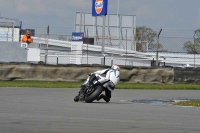 Motorcycle-action-photographs;donington;donington-park-leicestershire;donington-photographs;event-digital-images;eventdigitalimages;no-limits-trackday;peter-wileman-photography;trackday;trackday-digital-images;trackday-photos