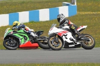 Motorcycle-action-photographs;donington;donington-park-leicestershire;donington-photographs;event-digital-images;eventdigitalimages;no-limits-trackday;peter-wileman-photography;trackday;trackday-digital-images;trackday-photos