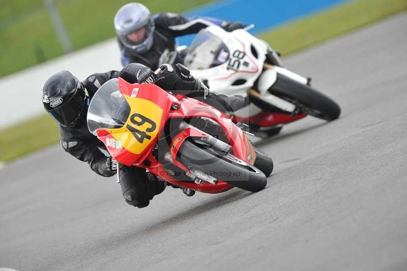 Motorcycle action photographs;donington;donington park leicestershire;donington photographs;event digital images;eventdigitalimages;no limits trackday;peter wileman photography;trackday;trackday digital images;trackday photos