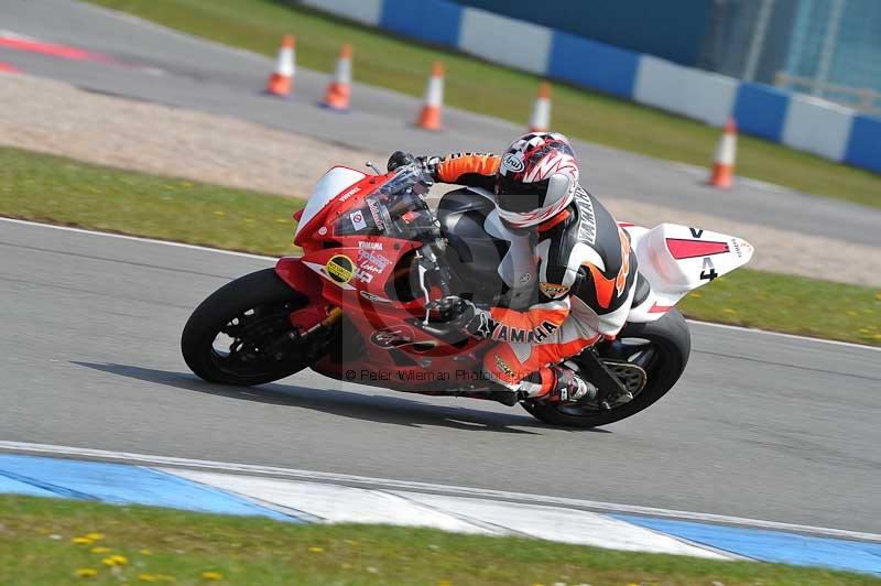 Motorcycle action photographs;donington;donington park leicestershire;donington photographs;event digital images;eventdigitalimages;no limits trackday;peter wileman photography;trackday;trackday digital images;trackday photos