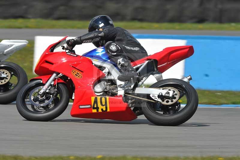 Motorcycle action photographs;donington;donington park leicestershire;donington photographs;event digital images;eventdigitalimages;no limits trackday;peter wileman photography;trackday;trackday digital images;trackday photos