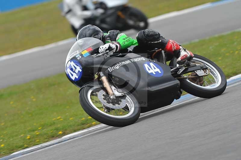 Motorcycle action photographs;donington;donington park leicestershire;donington photographs;event digital images;eventdigitalimages;no limits trackday;peter wileman photography;trackday;trackday digital images;trackday photos