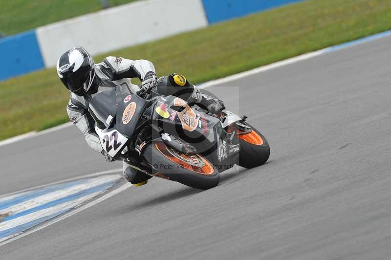 Motorcycle action photographs;donington;donington park leicestershire;donington photographs;event digital images;eventdigitalimages;no limits trackday;peter wileman photography;trackday;trackday digital images;trackday photos