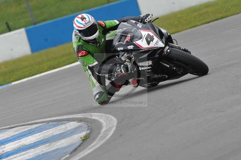 Motorcycle action photographs;donington;donington park leicestershire;donington photographs;event digital images;eventdigitalimages;no limits trackday;peter wileman photography;trackday;trackday digital images;trackday photos