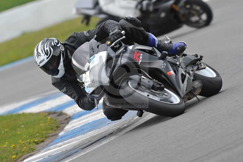 Motorcycle action photographs;donington;donington park leicestershire;donington photographs;event digital images;eventdigitalimages;no limits trackday;peter wileman photography;trackday;trackday digital images;trackday photos