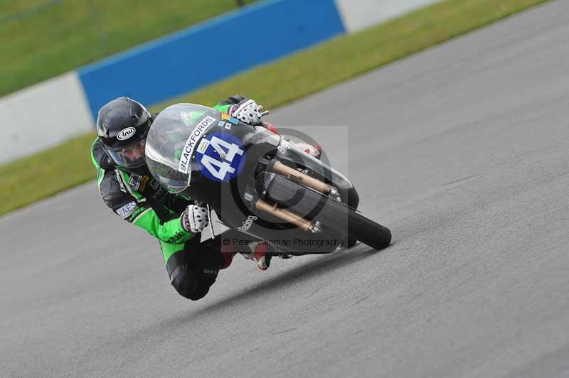 Motorcycle action photographs;donington;donington park leicestershire;donington photographs;event digital images;eventdigitalimages;no limits trackday;peter wileman photography;trackday;trackday digital images;trackday photos