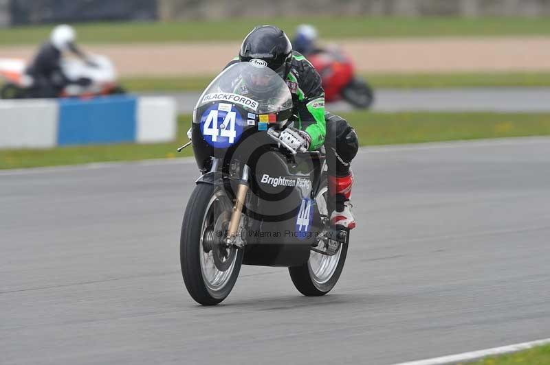 Motorcycle action photographs;donington;donington park leicestershire;donington photographs;event digital images;eventdigitalimages;no limits trackday;peter wileman photography;trackday;trackday digital images;trackday photos