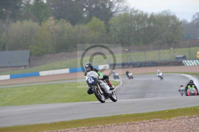 Motorcycle action photographs;donington;donington park leicestershire;donington photographs;event digital images;eventdigitalimages;no limits trackday;peter wileman photography;trackday;trackday digital images;trackday photos