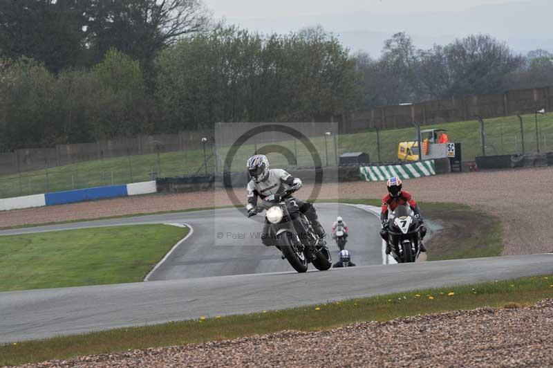 Motorcycle action photographs;donington;donington park leicestershire;donington photographs;event digital images;eventdigitalimages;no limits trackday;peter wileman photography;trackday;trackday digital images;trackday photos