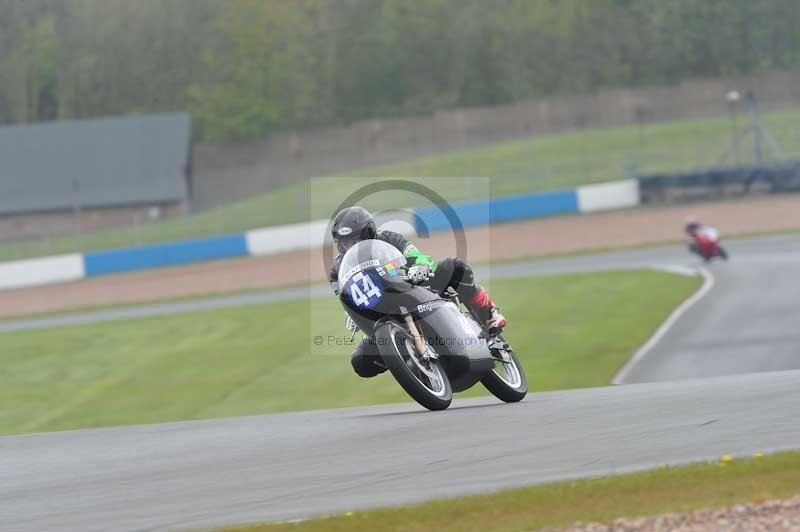 Motorcycle action photographs;donington;donington park leicestershire;donington photographs;event digital images;eventdigitalimages;no limits trackday;peter wileman photography;trackday;trackday digital images;trackday photos