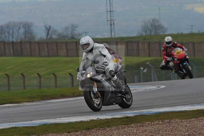 Motorcycle action photographs;donington;donington park leicestershire;donington photographs;event digital images;eventdigitalimages;no limits trackday;peter wileman photography;trackday;trackday digital images;trackday photos