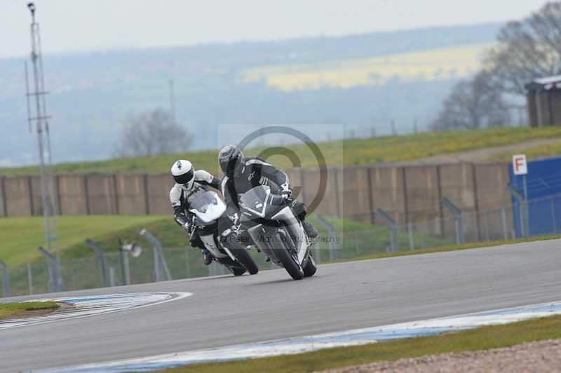 Motorcycle action photographs;donington;donington park leicestershire;donington photographs;event digital images;eventdigitalimages;no limits trackday;peter wileman photography;trackday;trackday digital images;trackday photos