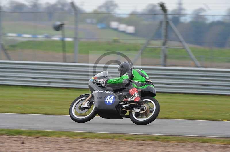 Motorcycle action photographs;donington;donington park leicestershire;donington photographs;event digital images;eventdigitalimages;no limits trackday;peter wileman photography;trackday;trackday digital images;trackday photos