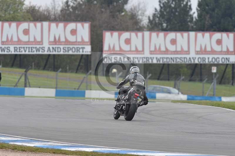 Motorcycle action photographs;donington;donington park leicestershire;donington photographs;event digital images;eventdigitalimages;no limits trackday;peter wileman photography;trackday;trackday digital images;trackday photos