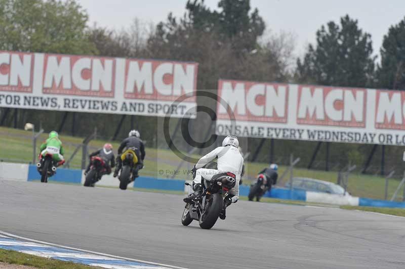 Motorcycle action photographs;donington;donington park leicestershire;donington photographs;event digital images;eventdigitalimages;no limits trackday;peter wileman photography;trackday;trackday digital images;trackday photos