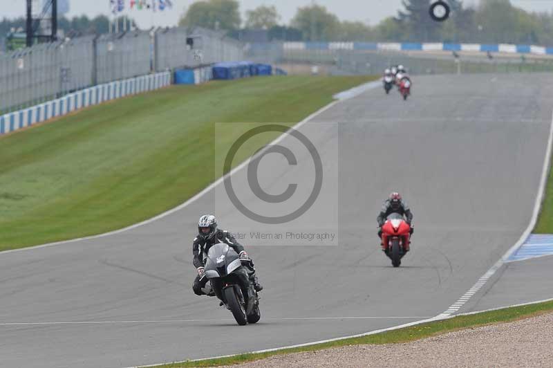 Motorcycle action photographs;donington;donington park leicestershire;donington photographs;event digital images;eventdigitalimages;no limits trackday;peter wileman photography;trackday;trackday digital images;trackday photos