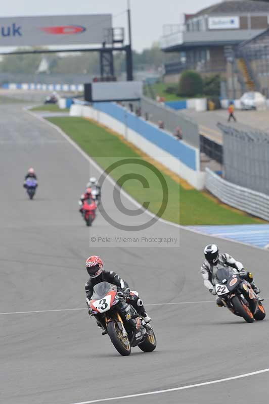 Motorcycle action photographs;donington;donington park leicestershire;donington photographs;event digital images;eventdigitalimages;no limits trackday;peter wileman photography;trackday;trackday digital images;trackday photos