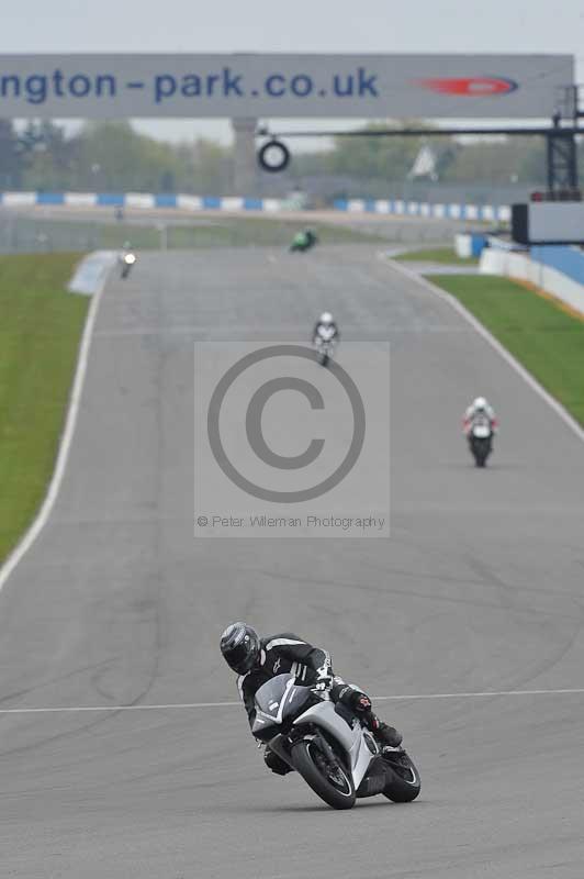 Motorcycle action photographs;donington;donington park leicestershire;donington photographs;event digital images;eventdigitalimages;no limits trackday;peter wileman photography;trackday;trackday digital images;trackday photos