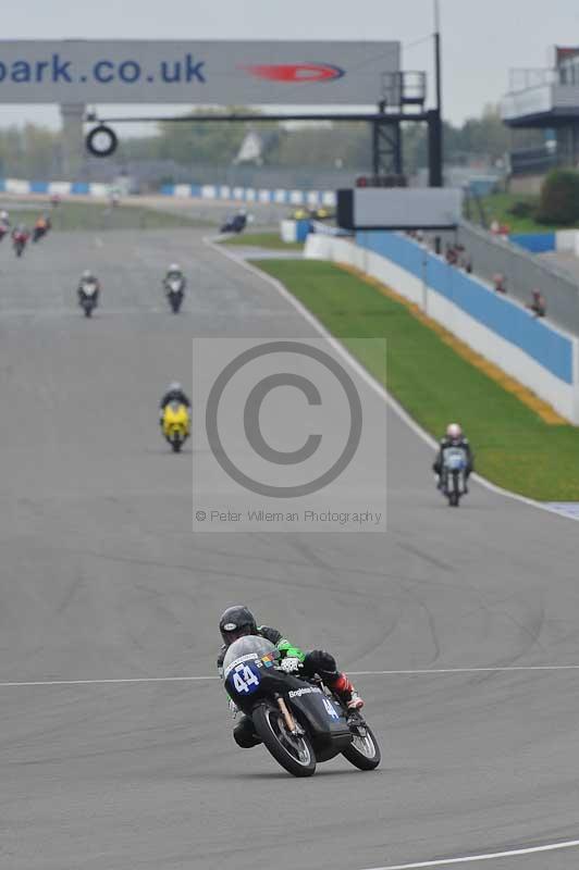 Motorcycle action photographs;donington;donington park leicestershire;donington photographs;event digital images;eventdigitalimages;no limits trackday;peter wileman photography;trackday;trackday digital images;trackday photos