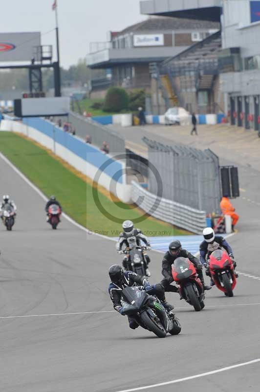 Motorcycle action photographs;donington;donington park leicestershire;donington photographs;event digital images;eventdigitalimages;no limits trackday;peter wileman photography;trackday;trackday digital images;trackday photos