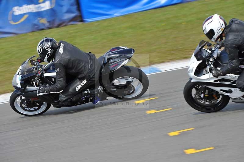 Motorcycle action photographs;donington;donington park leicestershire;donington photographs;event digital images;eventdigitalimages;no limits trackday;peter wileman photography;trackday;trackday digital images;trackday photos