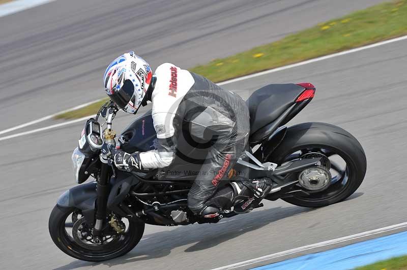 Motorcycle action photographs;donington;donington park leicestershire;donington photographs;event digital images;eventdigitalimages;no limits trackday;peter wileman photography;trackday;trackday digital images;trackday photos