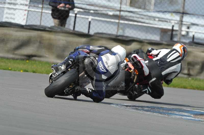 Motorcycle action photographs;donington;donington park leicestershire;donington photographs;event digital images;eventdigitalimages;no limits trackday;peter wileman photography;trackday;trackday digital images;trackday photos