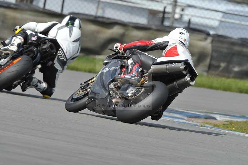 Motorcycle action photographs;donington;donington park leicestershire;donington photographs;event digital images;eventdigitalimages;no limits trackday;peter wileman photography;trackday;trackday digital images;trackday photos