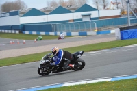 Motorcycle-action-photographs;donington;donington-park-leicestershire;donington-photographs;event-digital-images;eventdigitalimages;no-limits-trackday;peter-wileman-photography;trackday;trackday-digital-images;trackday-photos