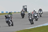 Motorcycle-action-photographs;donington;donington-park-leicestershire;donington-photographs;event-digital-images;eventdigitalimages;no-limits-trackday;peter-wileman-photography;trackday;trackday-digital-images;trackday-photos