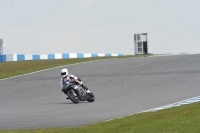 Motorcycle-action-photographs;donington;donington-park-leicestershire;donington-photographs;event-digital-images;eventdigitalimages;no-limits-trackday;peter-wileman-photography;trackday;trackday-digital-images;trackday-photos