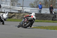 Motorcycle-action-photographs;donington;donington-park-leicestershire;donington-photographs;event-digital-images;eventdigitalimages;no-limits-trackday;peter-wileman-photography;trackday;trackday-digital-images;trackday-photos