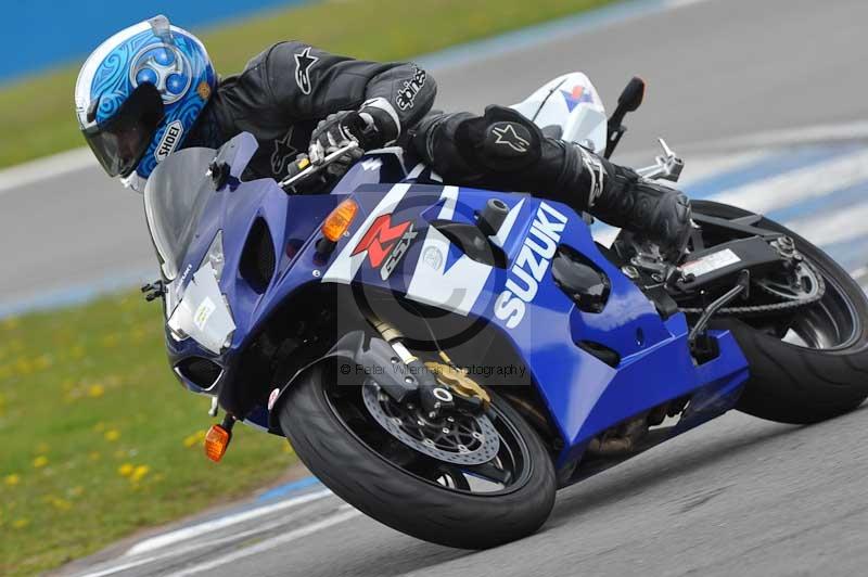 Motorcycle action photographs;donington;donington park leicestershire;donington photographs;event digital images;eventdigitalimages;no limits trackday;peter wileman photography;trackday;trackday digital images;trackday photos