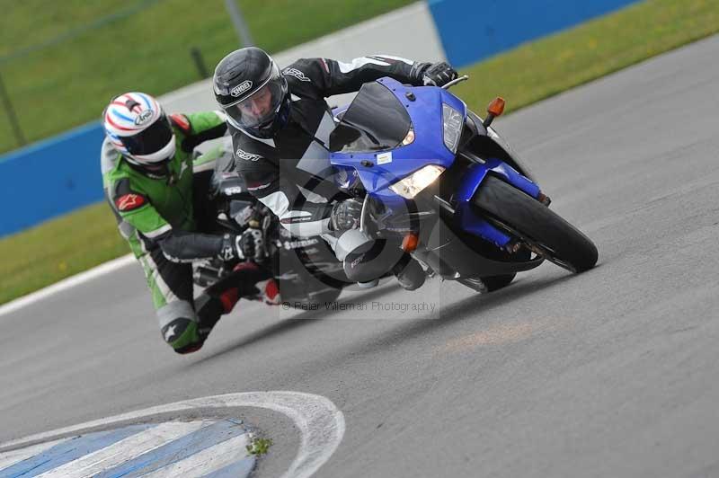 Motorcycle action photographs;donington;donington park leicestershire;donington photographs;event digital images;eventdigitalimages;no limits trackday;peter wileman photography;trackday;trackday digital images;trackday photos