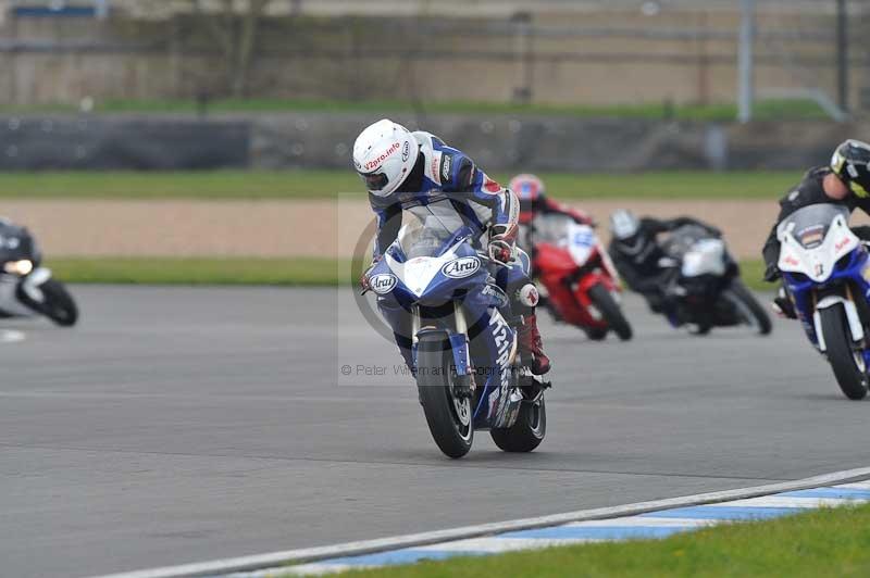 Motorcycle action photographs;donington;donington park leicestershire;donington photographs;event digital images;eventdigitalimages;no limits trackday;peter wileman photography;trackday;trackday digital images;trackday photos