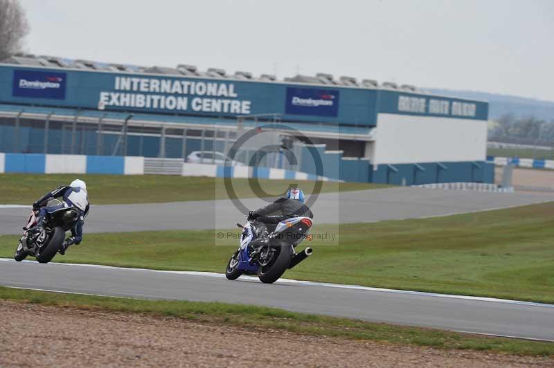 Motorcycle action photographs;donington;donington park leicestershire;donington photographs;event digital images;eventdigitalimages;no limits trackday;peter wileman photography;trackday;trackday digital images;trackday photos