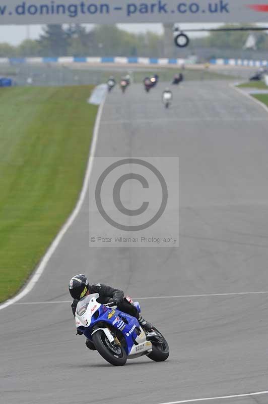 Motorcycle action photographs;donington;donington park leicestershire;donington photographs;event digital images;eventdigitalimages;no limits trackday;peter wileman photography;trackday;trackday digital images;trackday photos