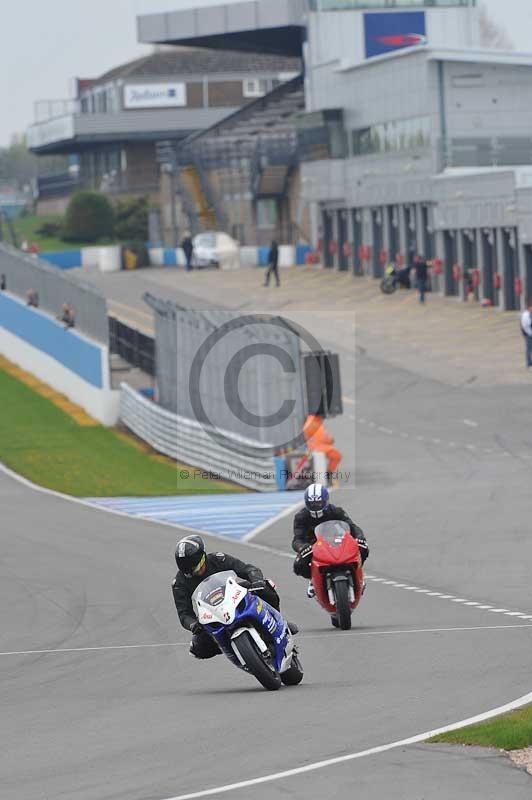 Motorcycle action photographs;donington;donington park leicestershire;donington photographs;event digital images;eventdigitalimages;no limits trackday;peter wileman photography;trackday;trackday digital images;trackday photos